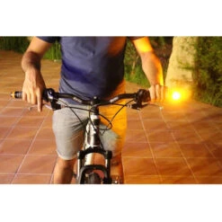 Clignotants Et Feux De Signalisation Pour Vélo Winglight 360 Fixed -Point Soldes clignotants pour velo winglight pop 3