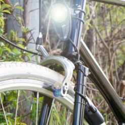 Dynamo De Jante Vélo Sans Contact Pour Feu Nova Reelight 10 Dynamo De Jante Vélo Sans Contact Pour Feu Nova Reelight -Point Soldes dynamo de jante velo sans contact pour feu nova reelight 2