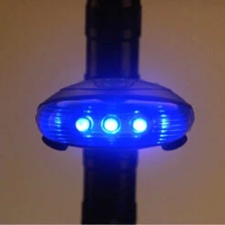 Eclairage Arrière Bleu Pour Vélo Avec Laser 11 Eclairage Arrière Bleu Pour Vélo Avec Laser -Point Soldes eclairage arriere bleu pour velo avec laser 3
