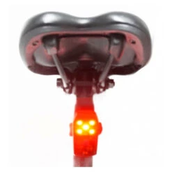 Feu Arrière Stop 5 LED Avec Cpateur De Mouvement Pour Vélo 7 Feu Arrière Stop 5 LED Avec Cpateur De Mouvement Pour Vélo -Point Soldes feu arriere stop 5 led avec cpateur de mouvement pour velo 2
