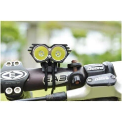 Phare De Vélo Avant 6000 Lumens Sur Guidon -Point Soldes phare de velo avant 6000 lumens sur guidon 3