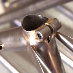 Serrage De Selle à Souder Pour Cadre Vélo De Course